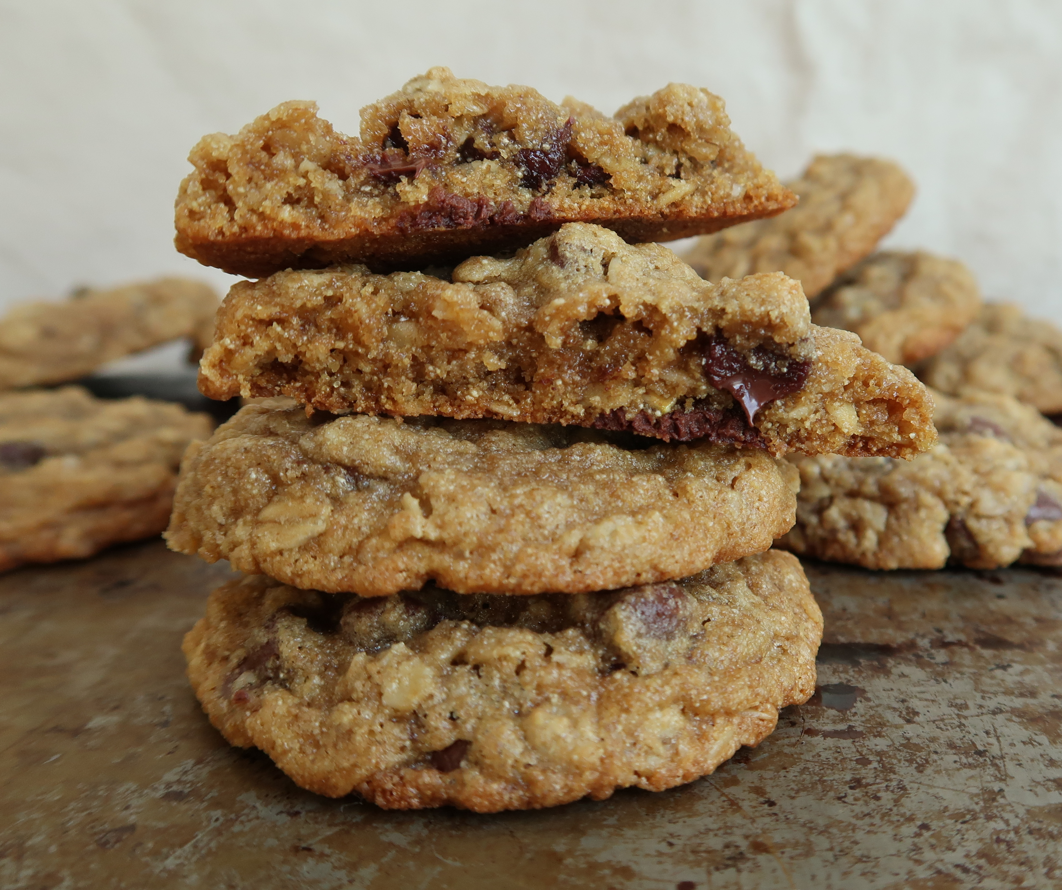 Fresh-milled einkorn oatmeal chocolate chip cookies